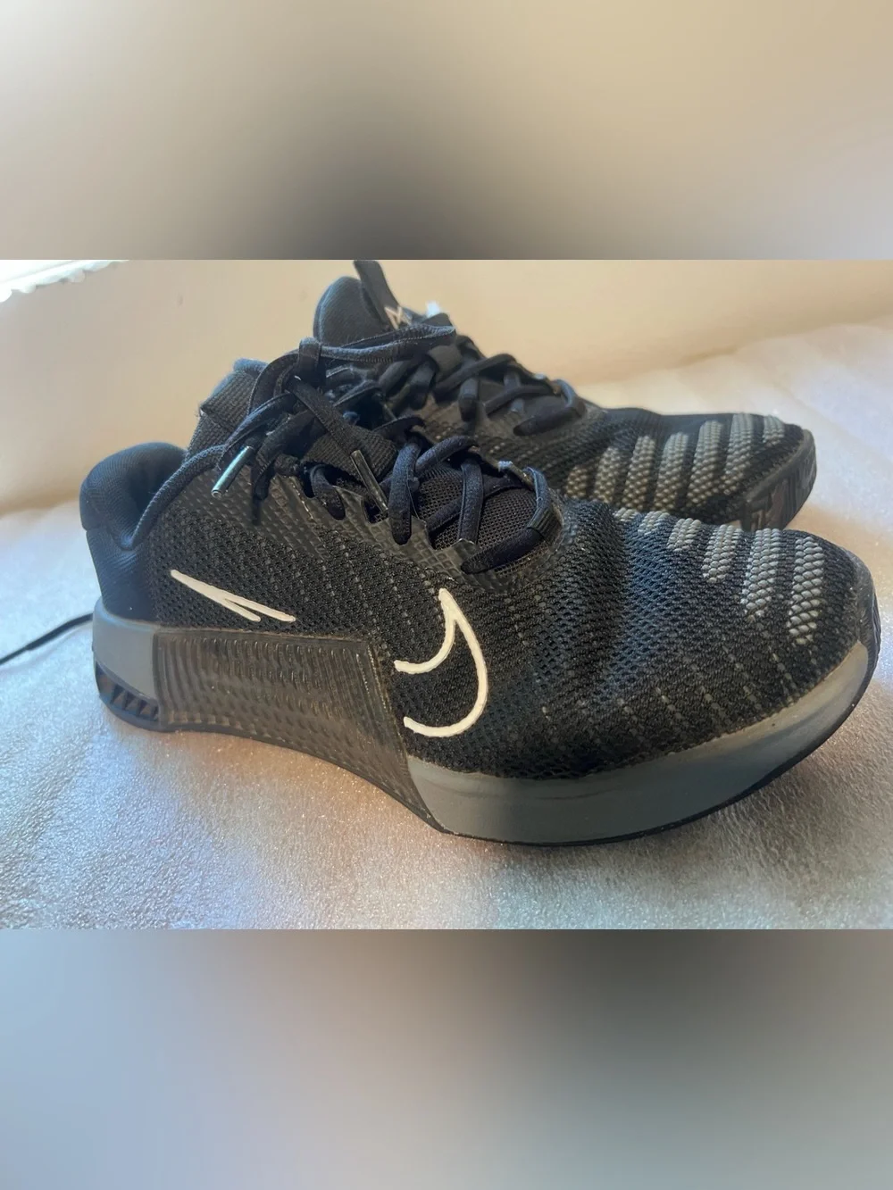 Nike Black Athletic Trainers with White Swoosh Accents 7.5
